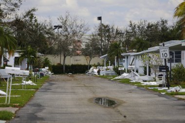 Kasırga Irma sonrası Naples Florida