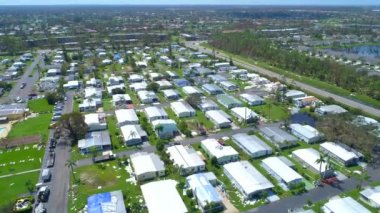 Kasırga hasar çatı muayene Naples Florida
