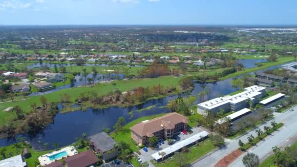 Aerial tur Naples Florida efter orkanen Irma — Stockvideo
