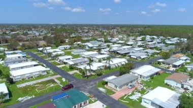 Kasırga Irma Florida tarafından tahrip römork evleri