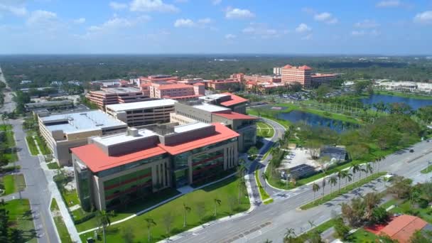 Aerial establishing footage Miami Baptist Hospital — Stock Video