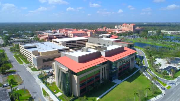 Aerial pull away Baptist Hospital medical center — Stock Video