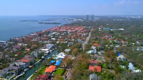 Exklusiva stadsdelen Miami Coconut Grove 4k 60p — Stockvideo