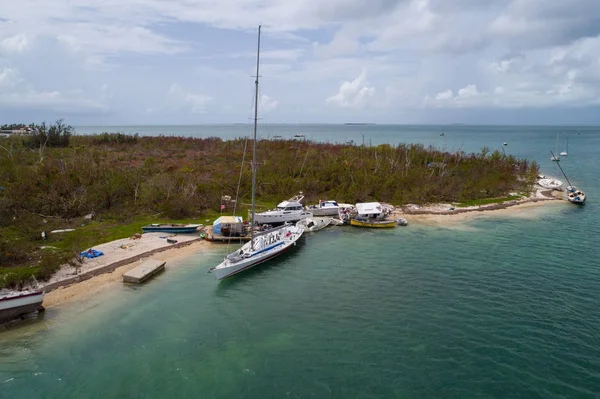 Voiliers échoués dans les Keys de Floride après l'ouragan — Photo