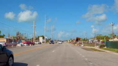 Enkaz kasırga Irma Florida Keys sonra yolda