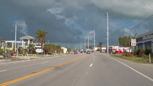 Rijden op Us1 Overseas Highway Florida Keys — Stockvideo