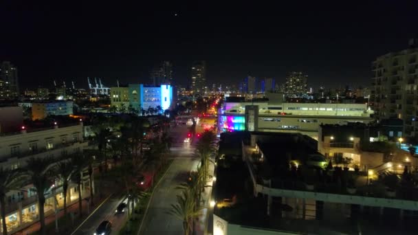 Noite aérea South Beach Miami luzes de neon — Vídeo de Stock