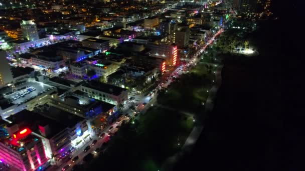 Всемирно известный Ocean Drive SoBe Miami Beach — стоковое видео