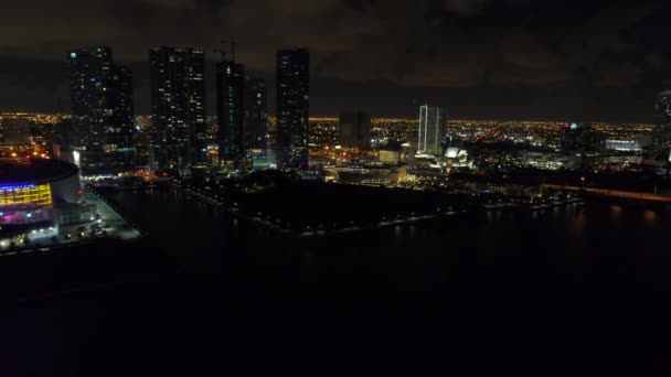 Hoogbouw flats Downtown Miami — Stockvideo