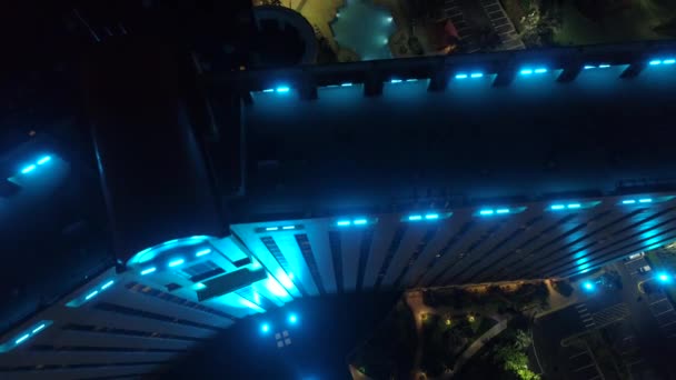 Rosen Center nacht luchtfoto pull schot terug 4k — Stockvideo