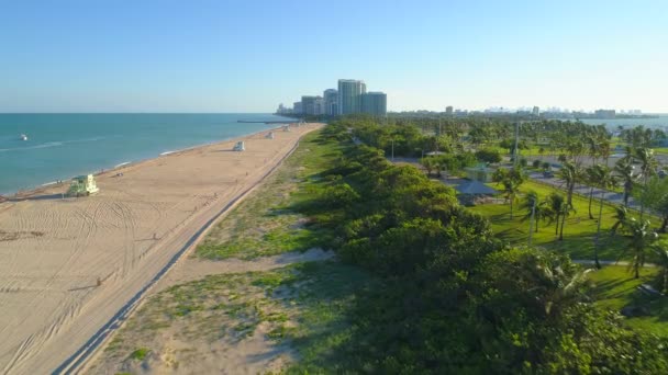 Haulover Beach enfoque Bal Habour — Vídeo de stock