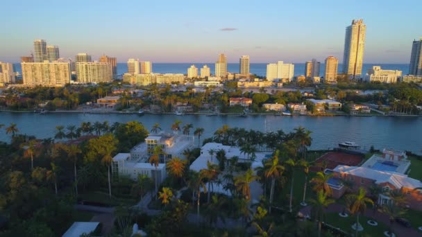 Aerial upprättande av Miami Beach öar — Stockvideo