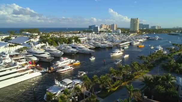 Casas e iates em Fort Lauderdale — Vídeo de Stock