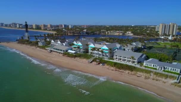 Aerial shot of Hillsboro Lighthouse — Stock Video