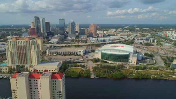 Légifelvételek Downtown Tampa — Stock videók