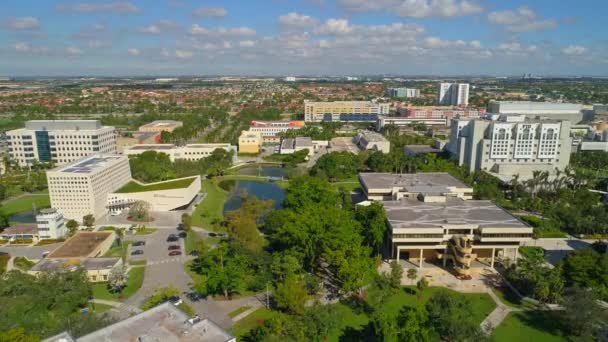 Międzynarodowy Uniwersytet na Florydzie — Wideo stockowe