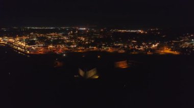 Hava dron video Castillo de San Marcos St Augustine gece 4k 24p