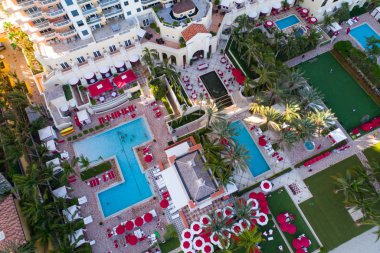  Aqualina Sunny Isles Beach Yüzme Havuzu güverte