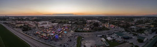 Panorama aereo Carnevale di Hallandale scenico al crepuscolo — Foto Stock