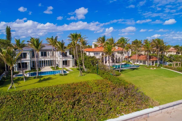 Luxury mansions Boynton Beach Boca Raton FL — Stock Photo, Image