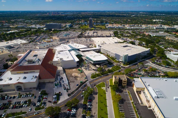 Aventura mall neuer Food Court Bau und Rutsche 2017 — Stockfoto