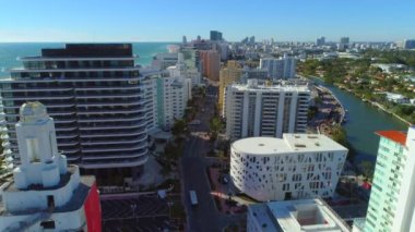 Hava video Miami Beach condominiums Collins Avenue 4k 24p
