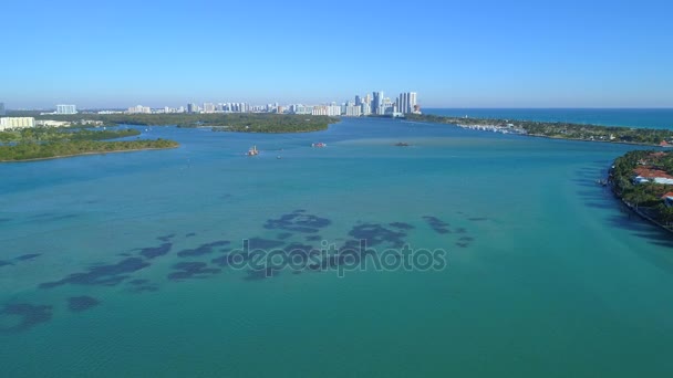 Antenowe Drone Wideo Zatokę Biscayne Miami Florydzie Niebieski Woda — Wideo stockowe