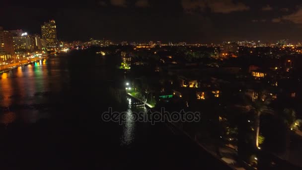 Aerial Natt Footage Lyxhus Miami Beach — Stockvideo