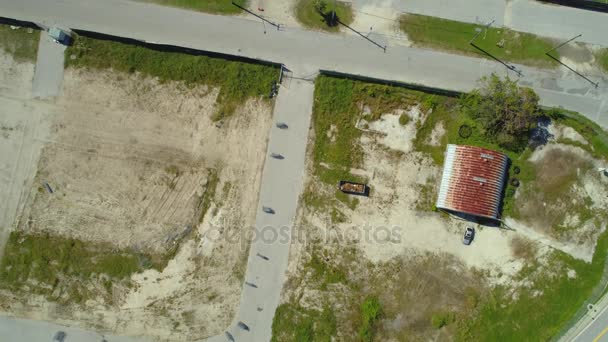 Luchtfoto Beeldmateriaal Kantelen Omhoog Onthullen Downtown Miami 24P — Stockvideo