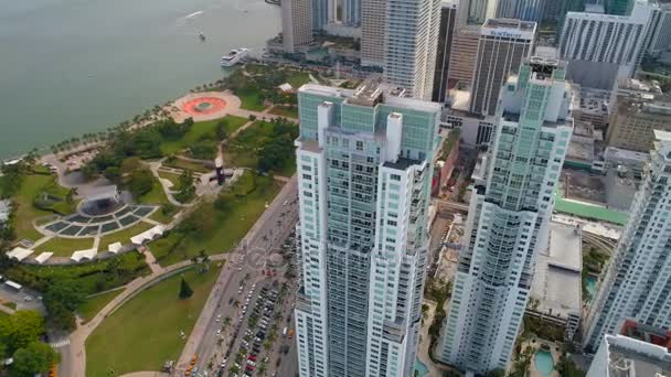 Antenne Drone Video Vizcayne Torens Downtown Miami — Stockvideo