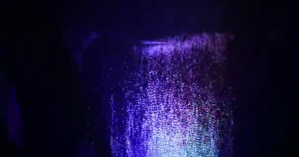 Nuit d'eau vive abstraite et néon 