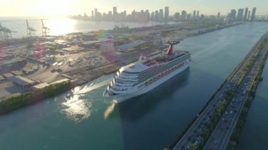 Carnival Liberty hava video Miami