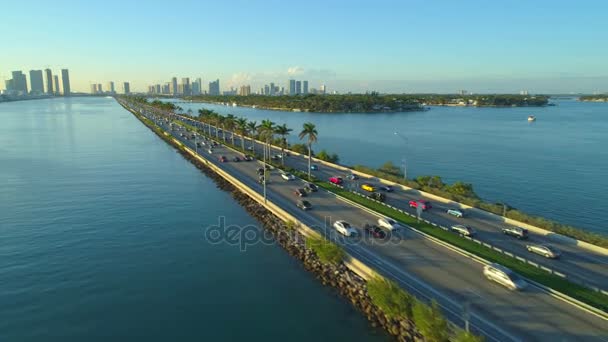 Vídeo Stock Aéreo Macarthur Causeway Miami Florida Usa — Vídeo de stock