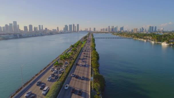 Macarthur Causeway Miami Beach Drone Aéreo Viaduto Tráfego Cam — Vídeo de Stock