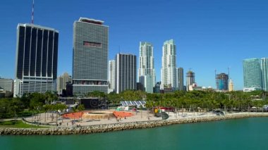 Hava dron video Bayfront Park Miami Fl yeni yıl kutlama konseri ayarlar