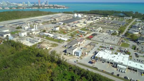 Luchtfoto Beeldmateriaal Virginia Key Biscayne Centraal District Zuiveringsinstallatie — Stockvideo