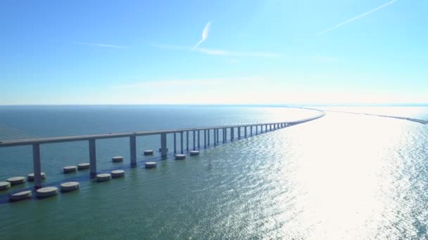 Luchtfoto Panorama Sunshine Skyway Brug Tampa Bay Florida — Stockvideo