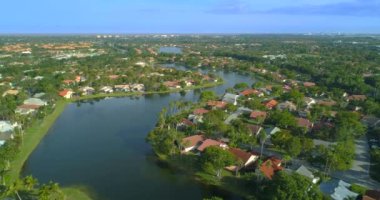 Hava video lüks lakefront evleri havuzlu Weston Florida