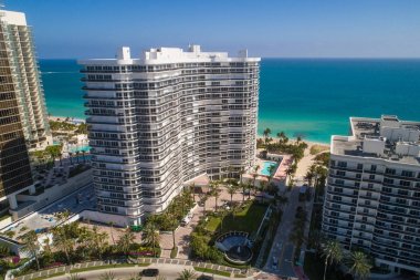 Görkemli kuleleri Condominium Bal Harbour Miami Hava dron fotoğraf
