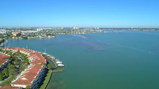 Аэровидео Petersburg Florida Boca Ciega Bay — стоковое видео