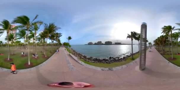 360 Video Miami Beach South Pointe Park Destino Escénico — Vídeos de Stock