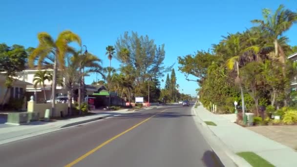 驱车穿越海湾大道圣彼得堡佛罗里达的股票片段 — 图库视频影像