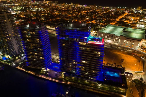 Bentley Bay condominium torens Miami Beach — Stockfoto