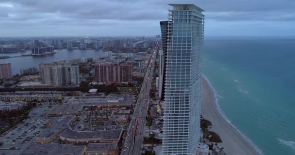 Antenn Drönare Footage Jade Signature Sunny Isles Beach Florida — Stockvideo