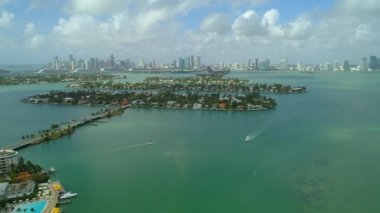Hava dron görüntüleri Venedik Adaları ve Belle Isle Miami Beach Florida