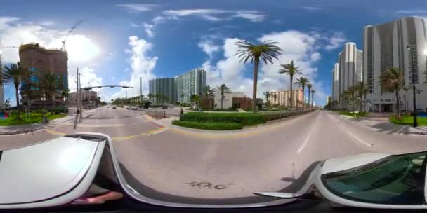 360Vr Motion Footage Drivande Plattor Video Tur Sunny Isles Beach — Stockvideo