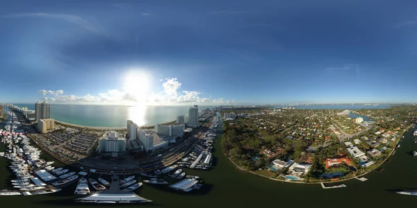 Sphärische 360 panorama miami beach international boat show 2018 — Stockfoto