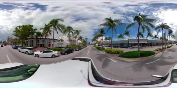 マイアミビーチ フロリダ州 アメリカ合衆国 通りにマイアミビーチ ワシントン アベニュー ターンを運転 2018 360 モーション映像 — ストック動画