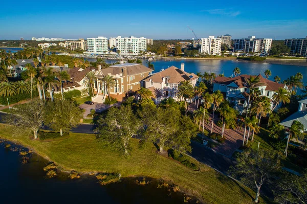 Image aérienne luxe Floride maisons immobilières sur Belleview — Photo