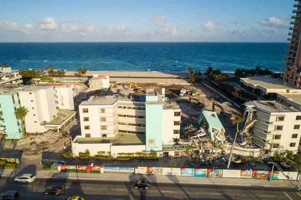 Vieja destrucción de arquitectura Sunny Isles Beach FL — Foto de Stock